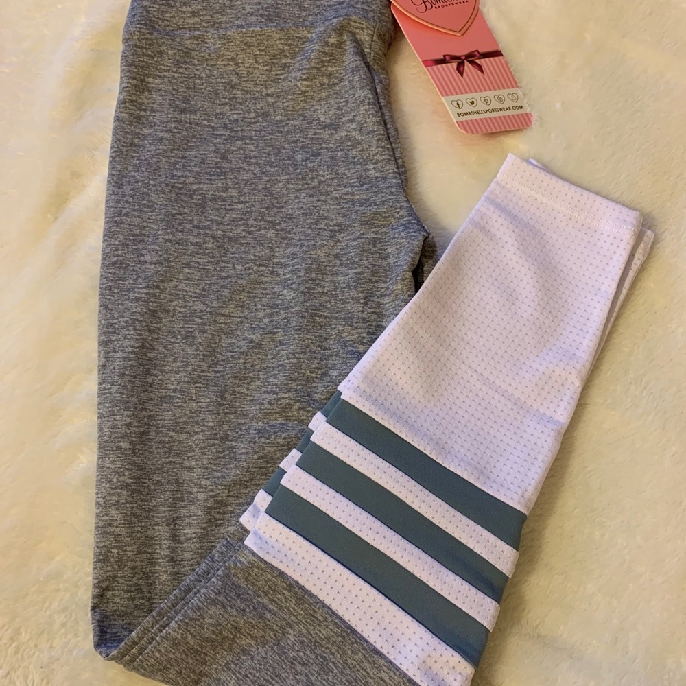 Bombshell Leggings NWT